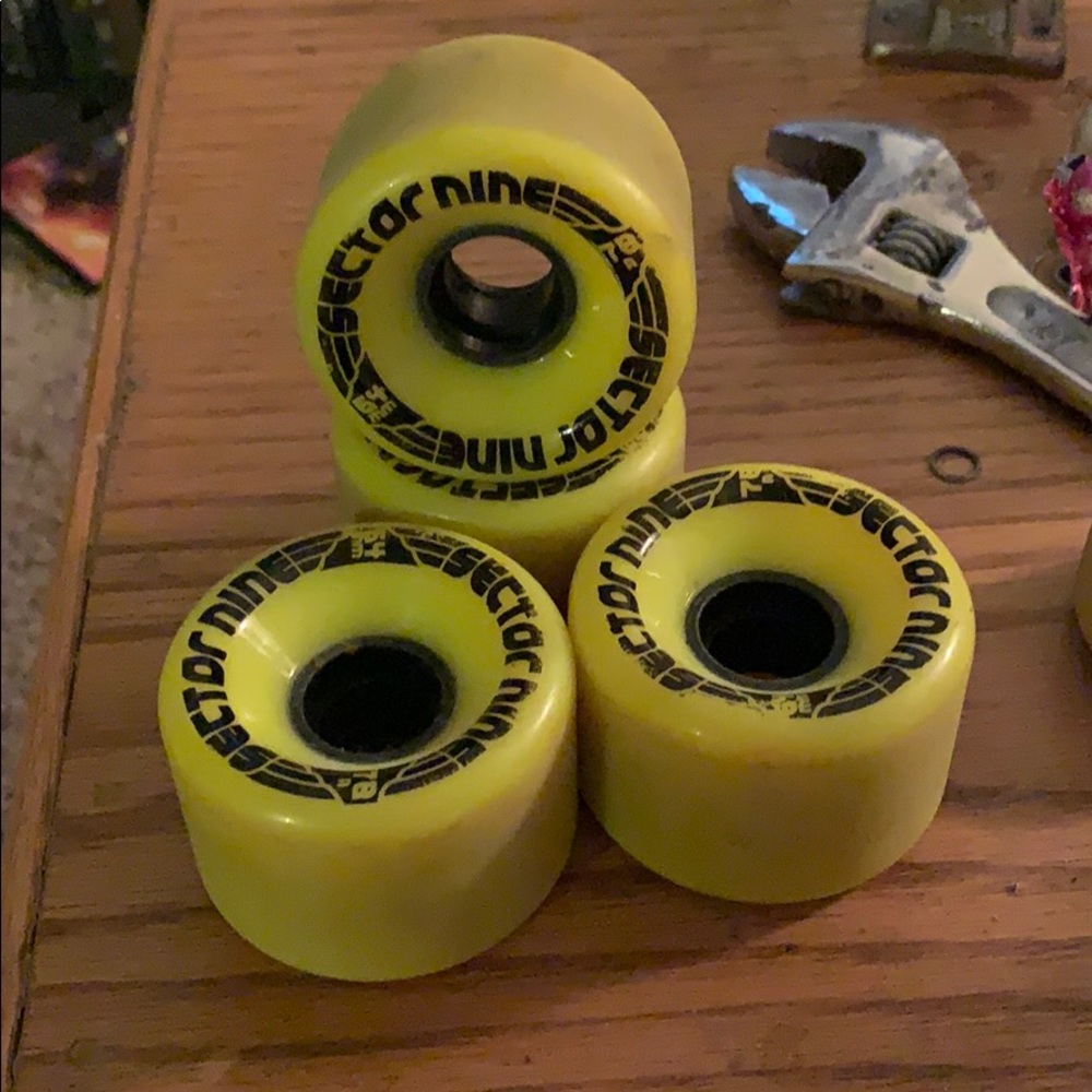 Sector 9 cruiser wheels